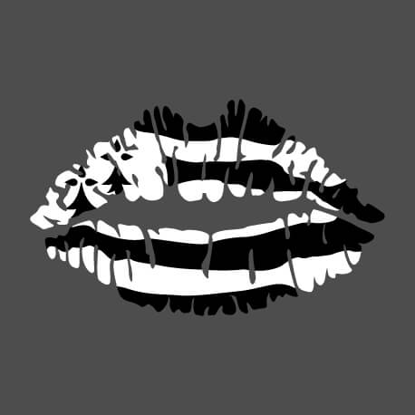 Kiss BZH, design Bretagne en forme de lèvres peintes aux couelurs du drapeau breton.