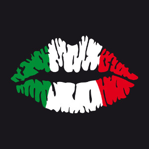 Drapeau italien peint sur une bouche stylise, spcial impression sur t-shirt de supporter.